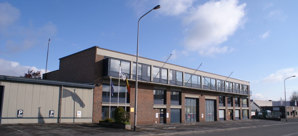 Contact HEROMA Bedrijfswageninrichting Op Maat Contact HEROMA Bedrijfswageninrichting Op Maat